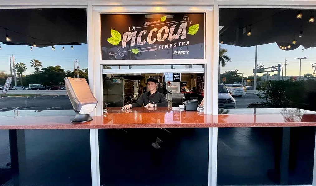 La Piccola Finestra by Di Papa's walk up window